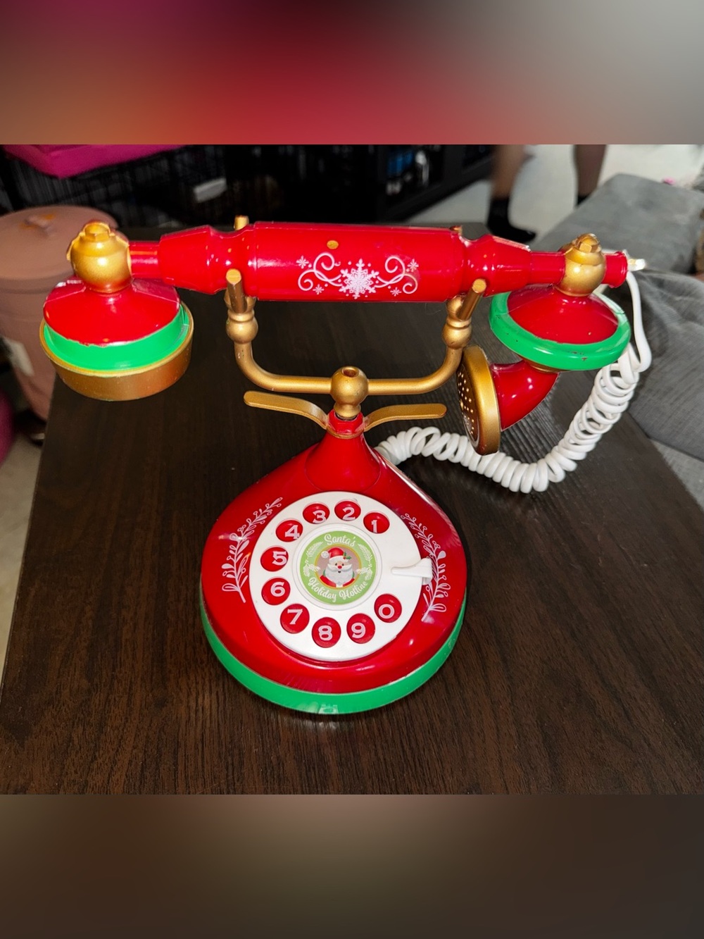 Santa’s holiday hotline